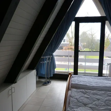 Linus By Interhome