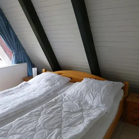 Linus By Interhome
